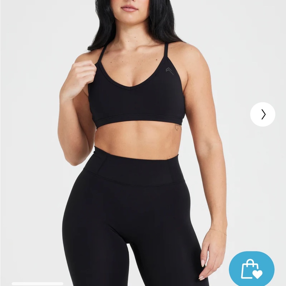 NWT Oner Active TIMELESS STRAPPY BRALETTE Black M
